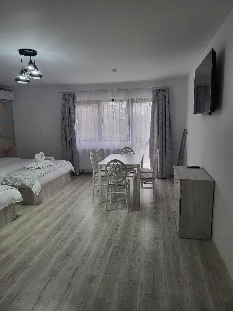 Casa Ratiu Airport Bucharest Therme Bucharest Balotesti Esterno foto